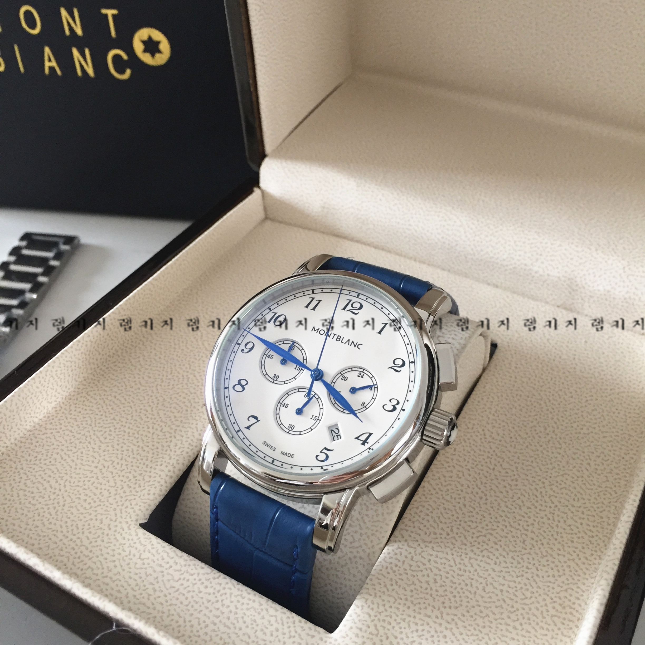 몽블랑 스타레거시 박서준 가죽시계